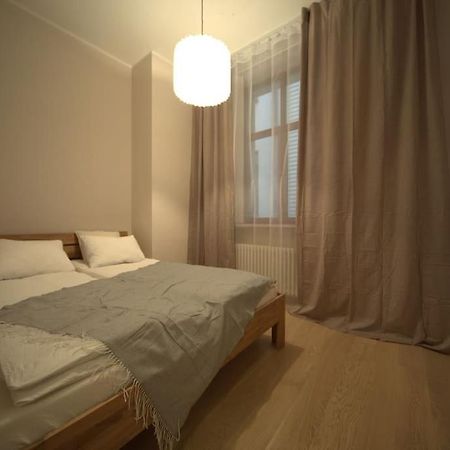 3 Bedroom Apartment In The Old/T Riga Buitenkant foto